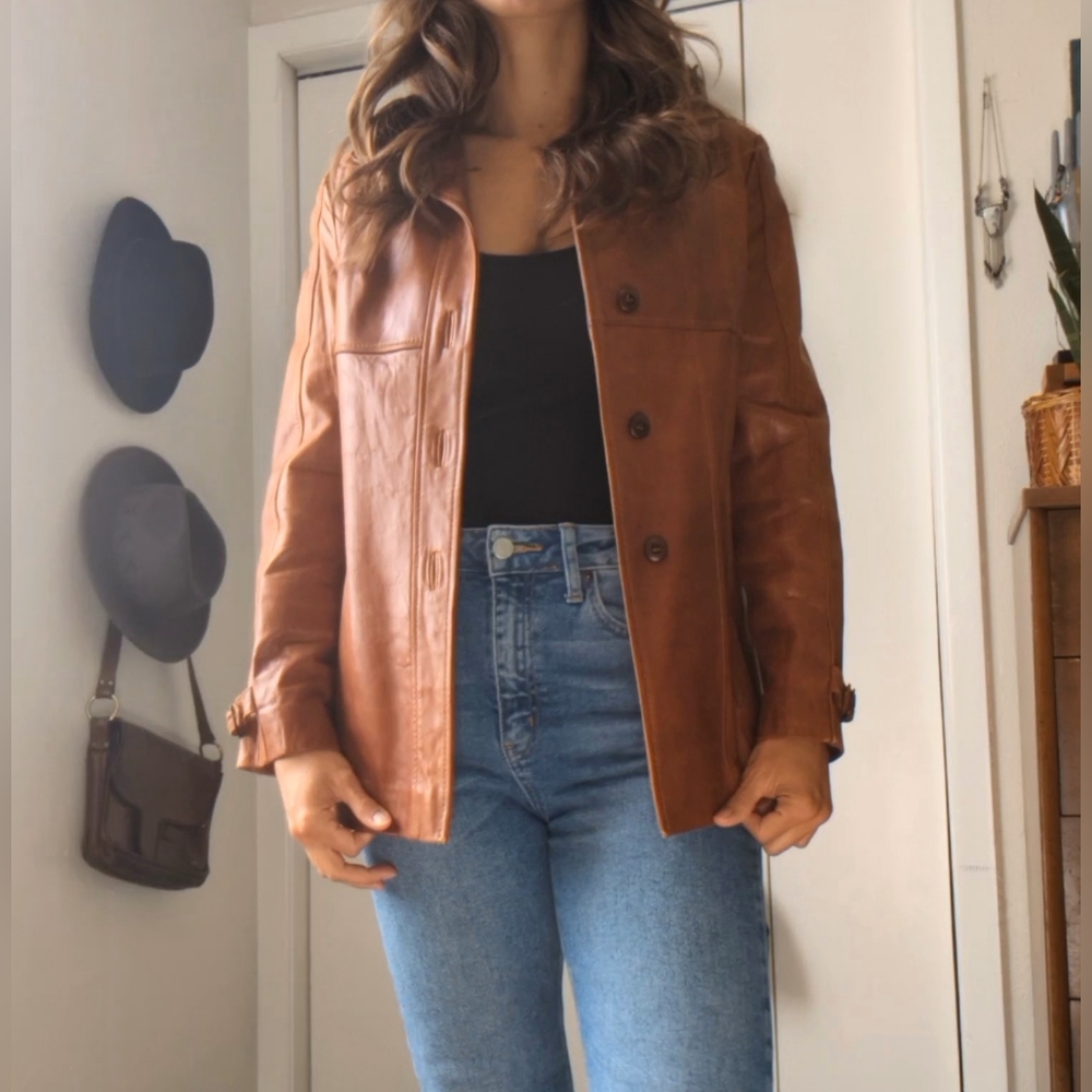 Gorgeous 70s Vintage Skin Gear Leather Jacket - Picture 3 of 14